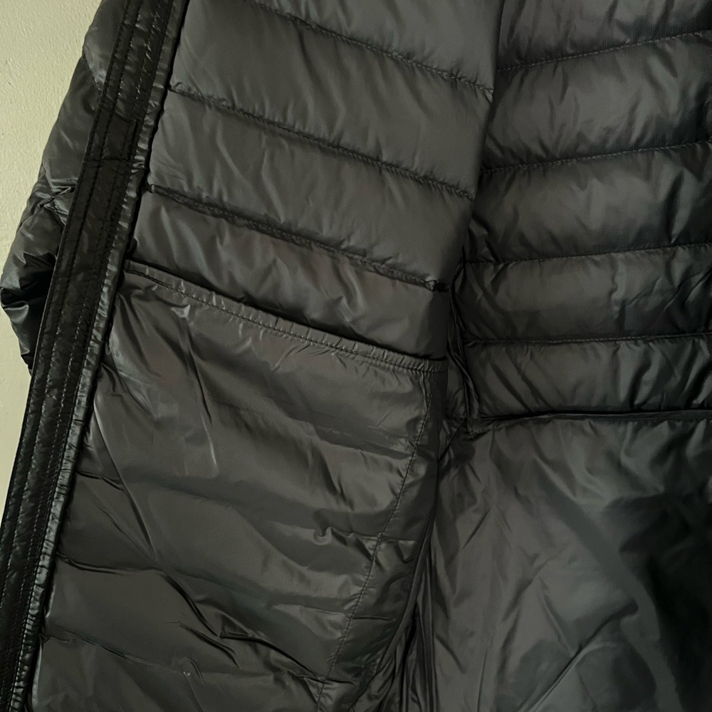 NWOT Outdoor Research Black Womens Lightweight Puffer Jacket - Picture 4 of 5